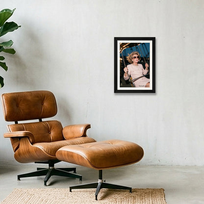 sciura - 10 — A4 (21×30cm, 8×12") Black Frame