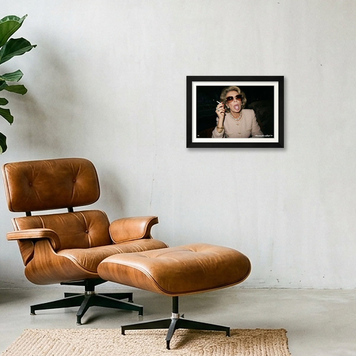 Edizione Limitata - sciura - 09 — A4 (30×21cm, 12×8") Black Frame